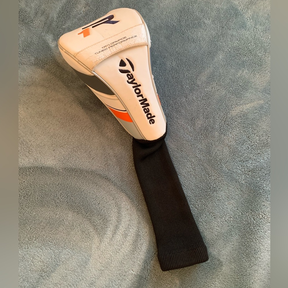 TaylorMade R1 Golf Driver Head Cover
